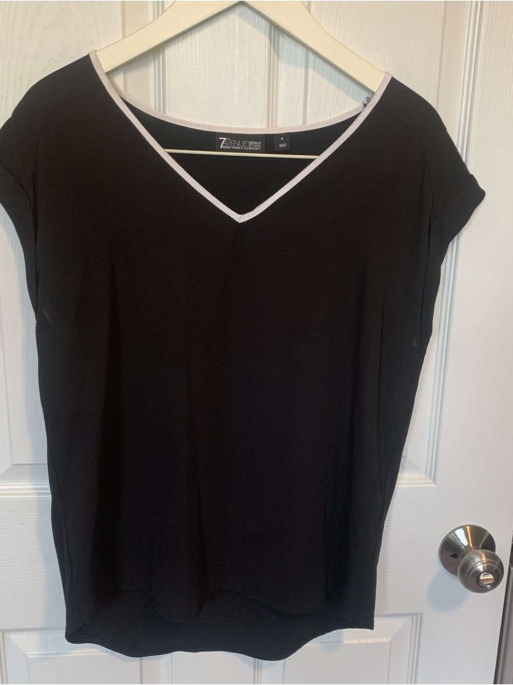 New York & Company Black V-Neck Short Sleeve Tee with White Trim
